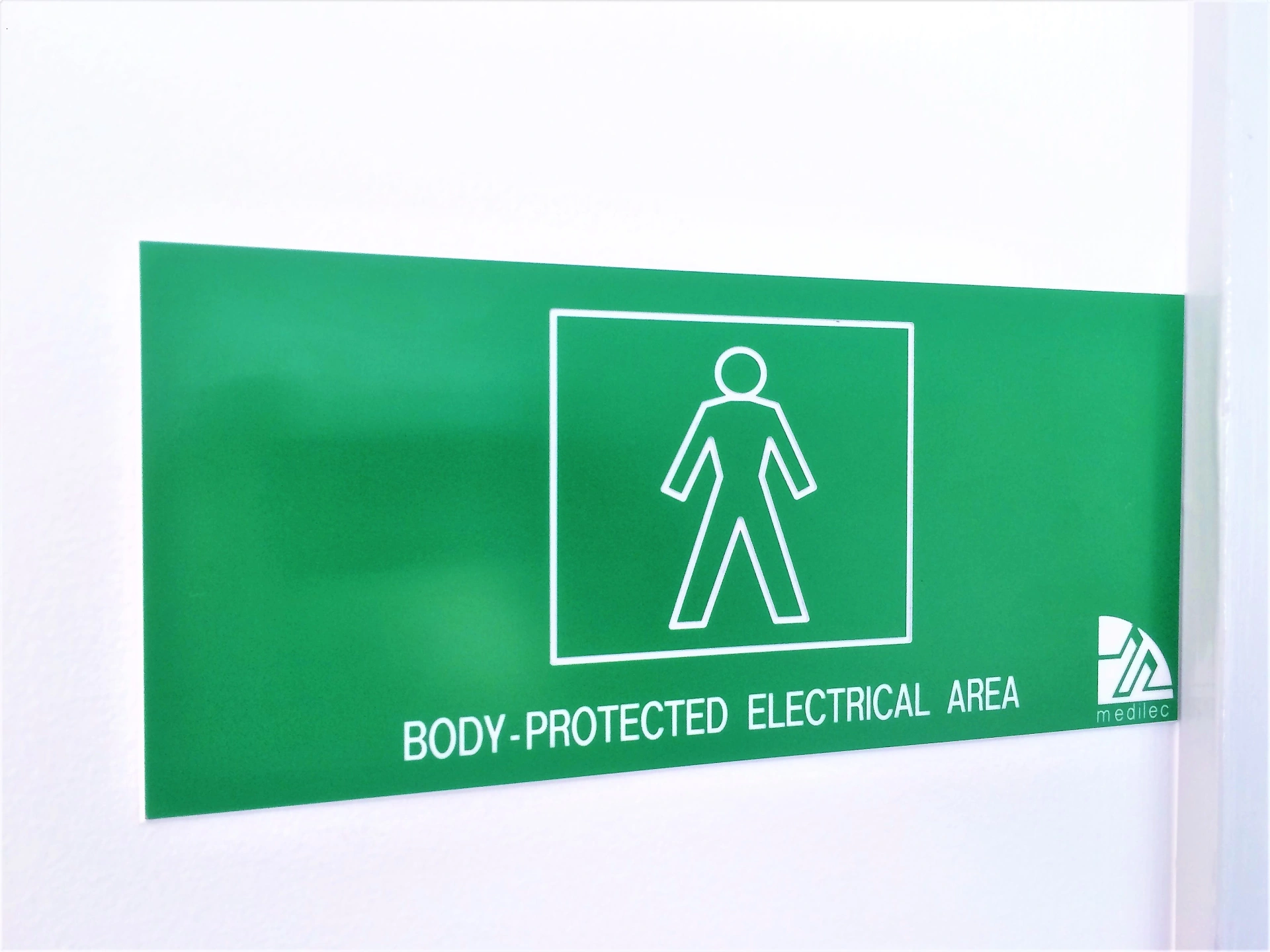 melbourne-electrician-patient-areas-electrical-area-sign-proelement.com_.au-melbourne-hospital-upgrade.jpg