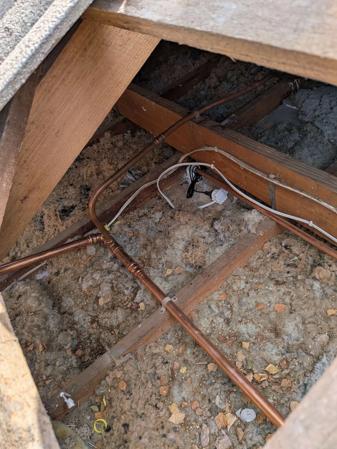 Gas line in roof 2.jpg