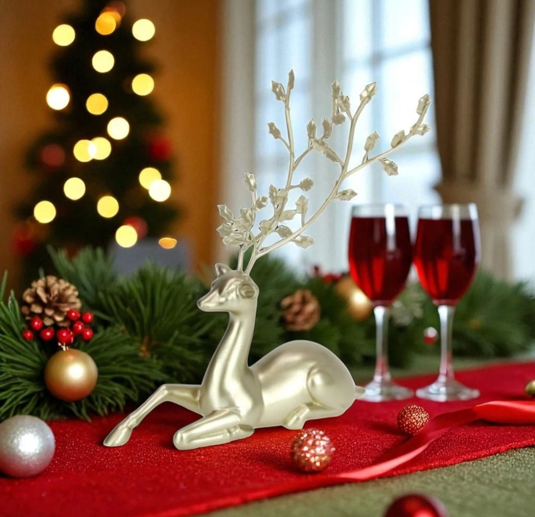 sitting reindeer.jpg