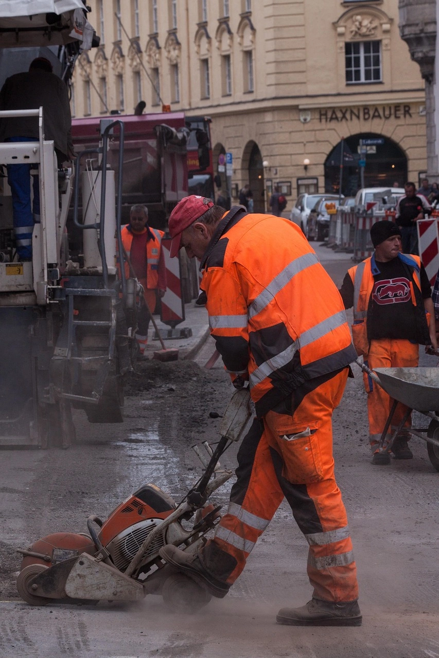 road-construction-192893_1280.jpg