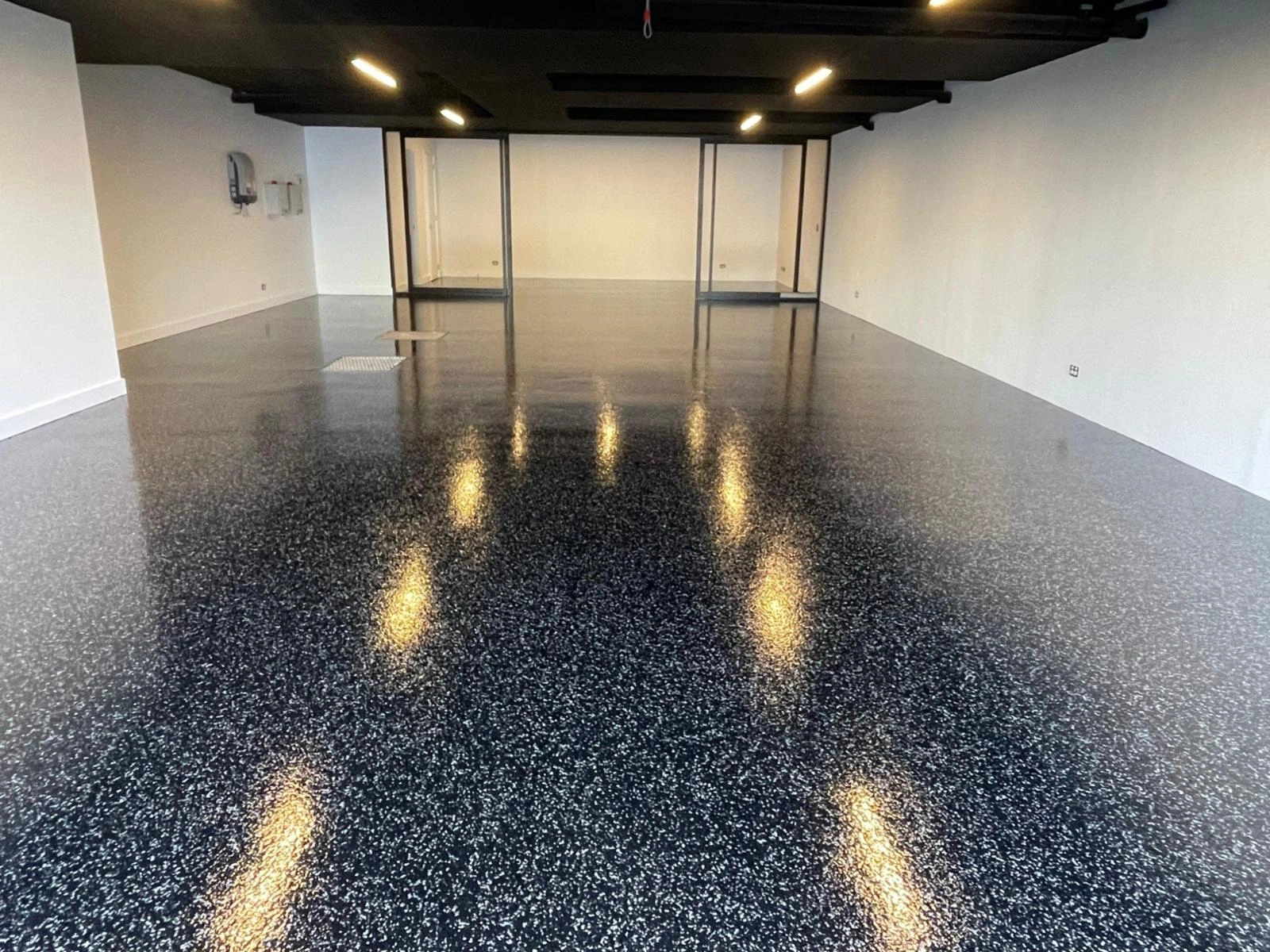 6936736a733e521cb6ed451c_High-Performance Epoxy Floors Melbourne.jpeg