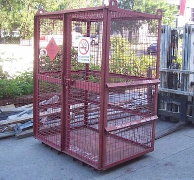 gas+cylinder+storage+cages.jpg
