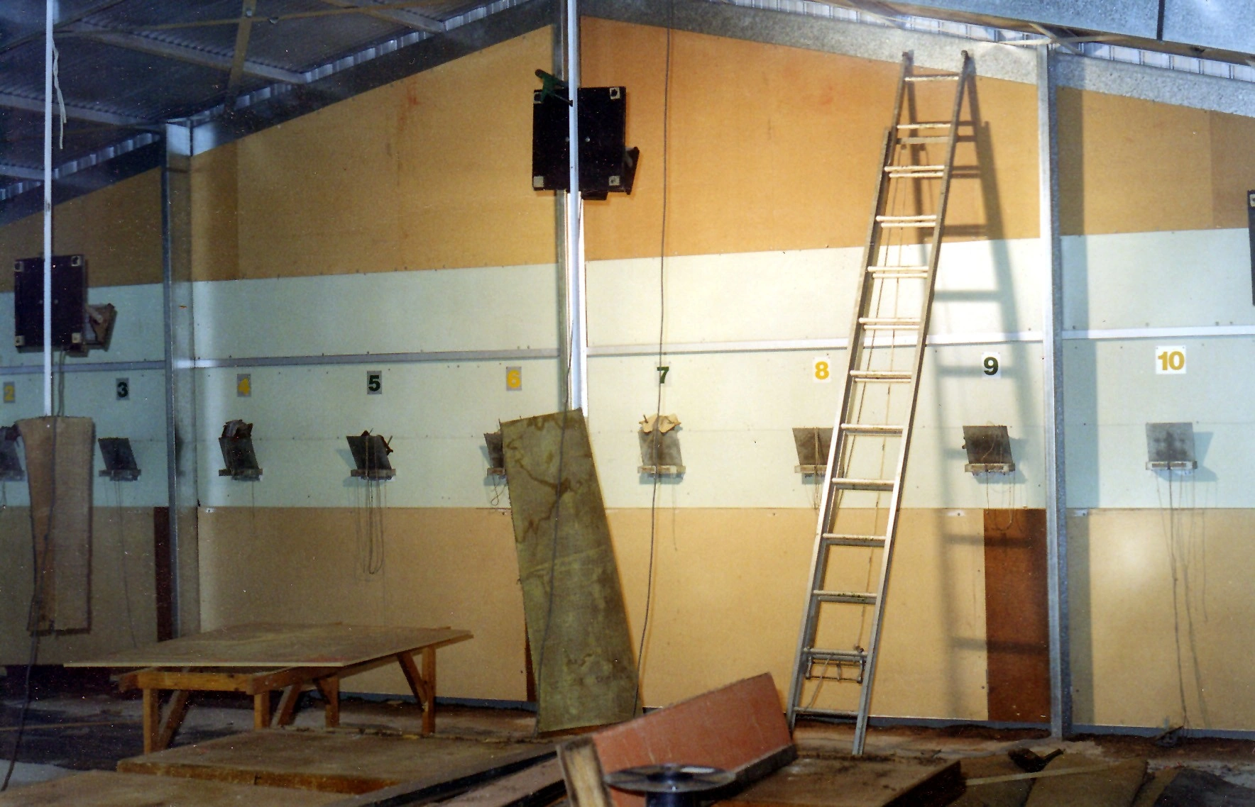 building2.jpg