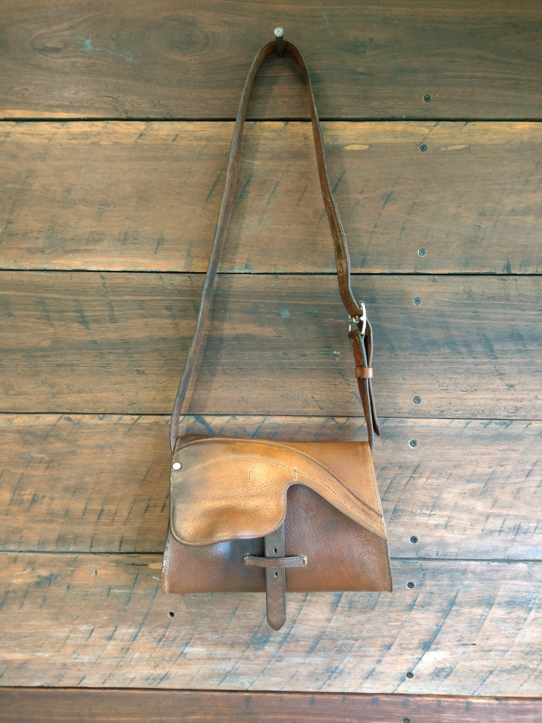SADDLE-LEATHER-BAG.jpg