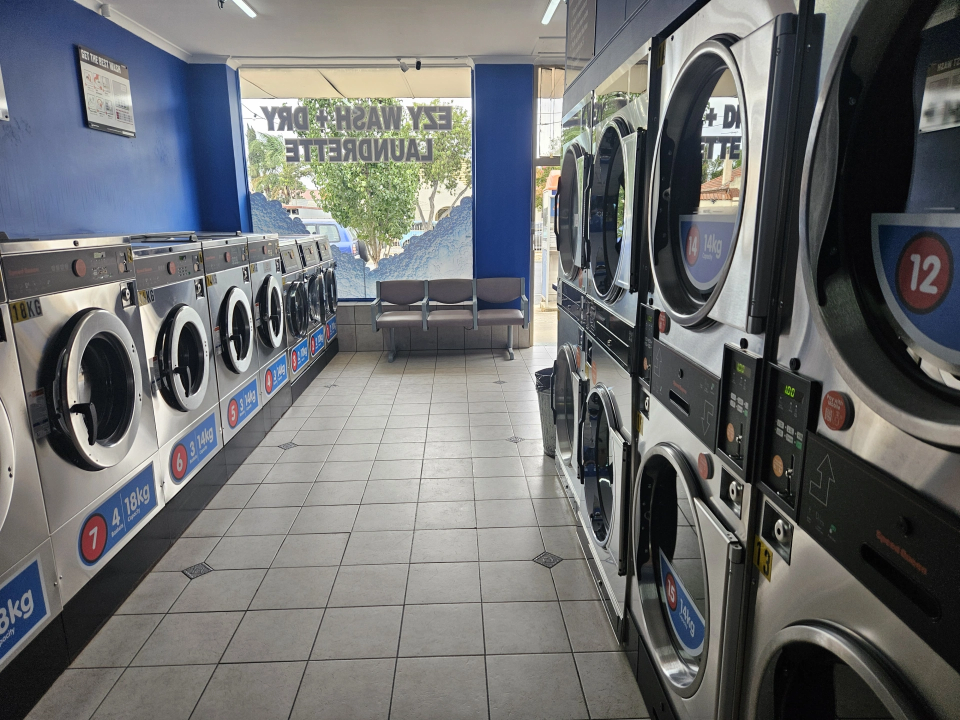 Ezy Wash & Dry Laundrette Vending Machine to wash doona and blankets.jpg