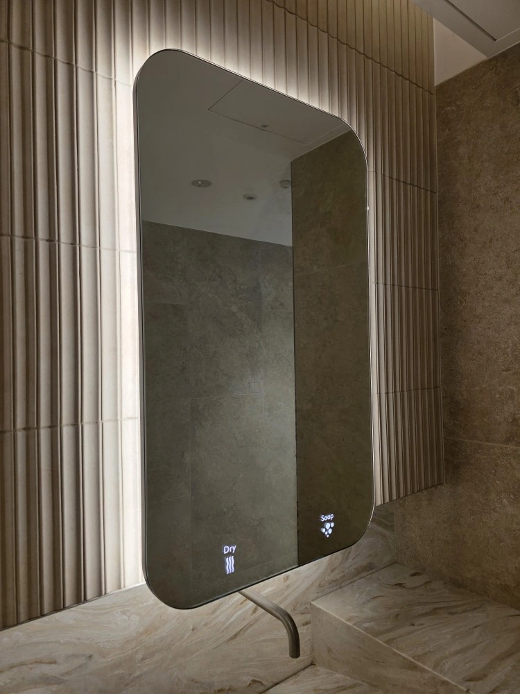 LVL 1 Mirror After 02.jpg