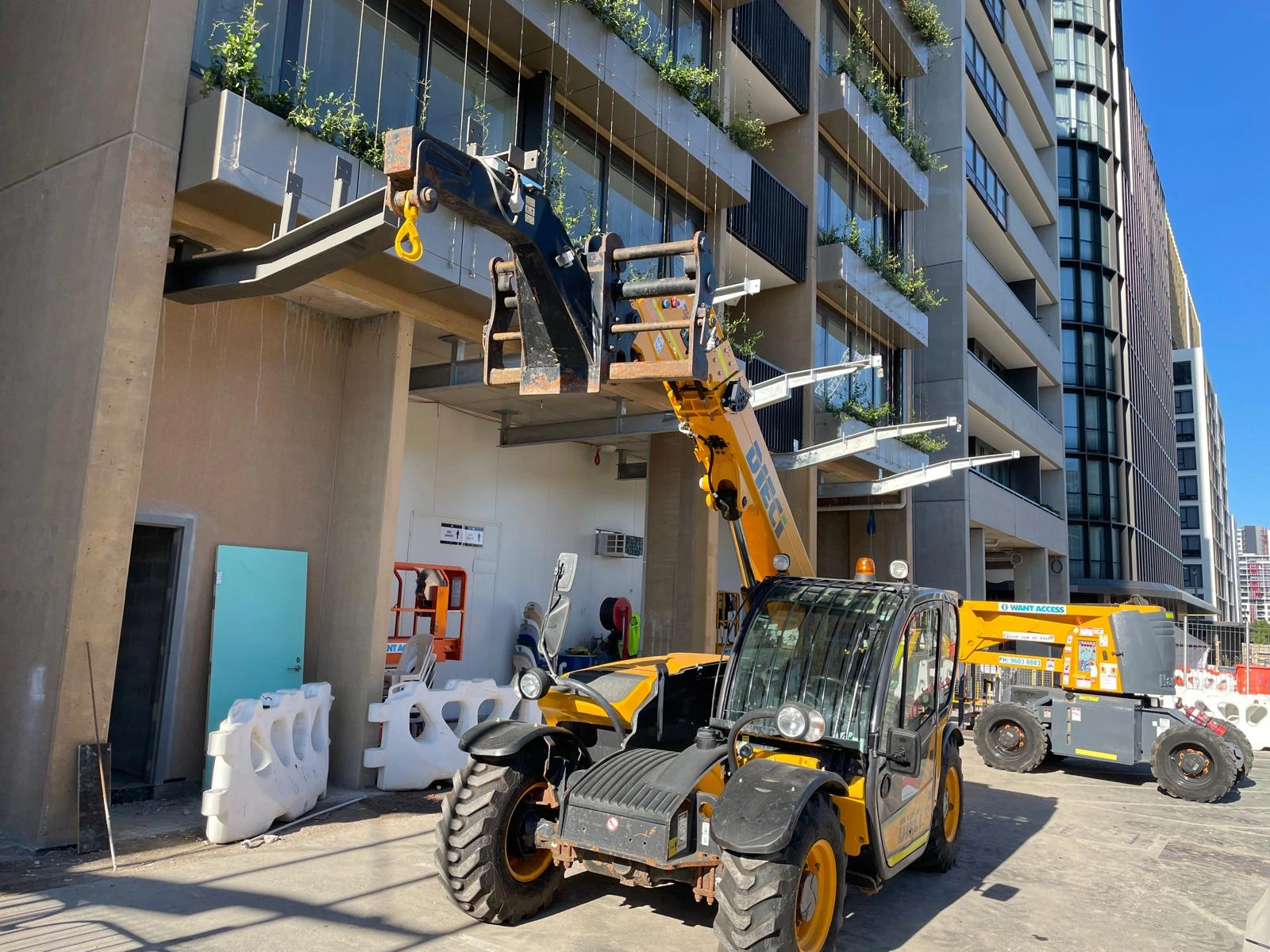 Greensquare awing rigging (1).jpeg