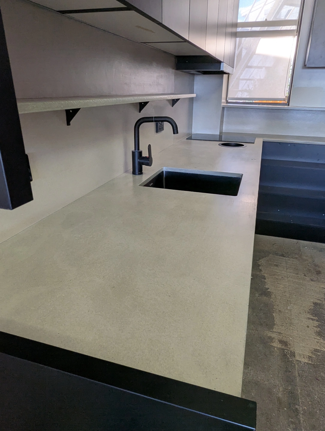 8a.jpg