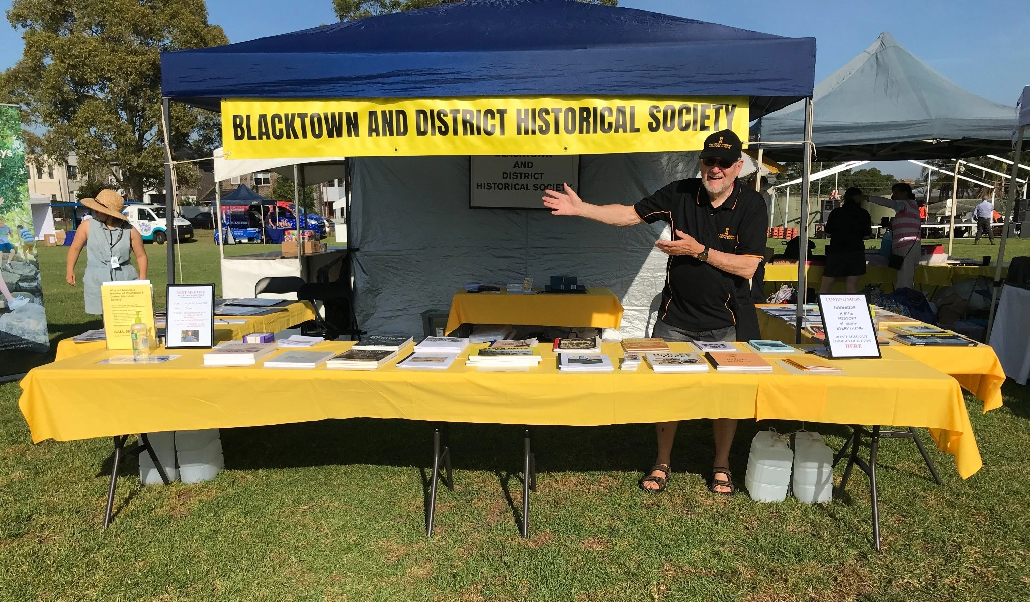 blacktown_stall_no_shadow.jpg