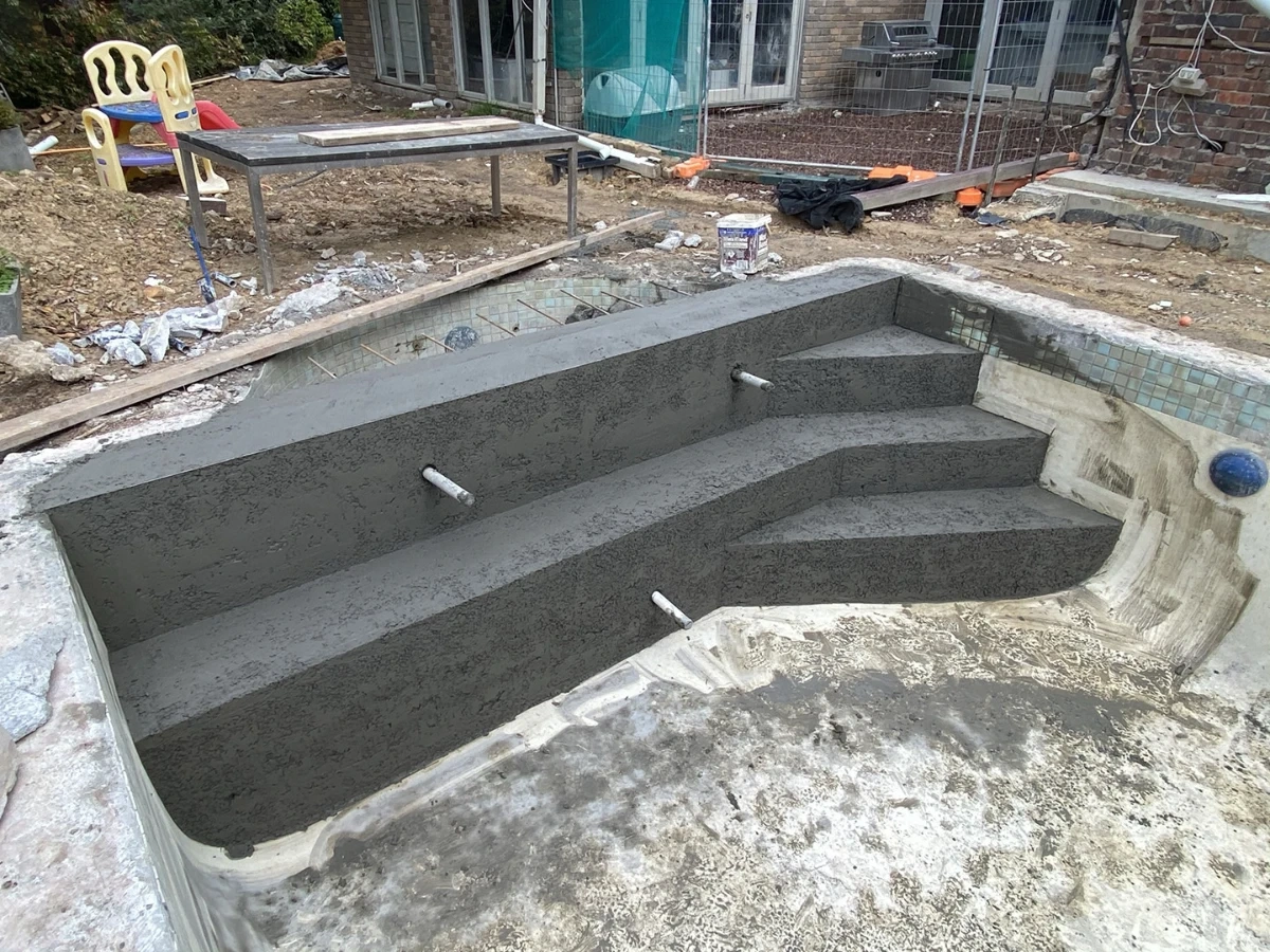 new-pool-steps-addition-renovation-ee-1200px.webp