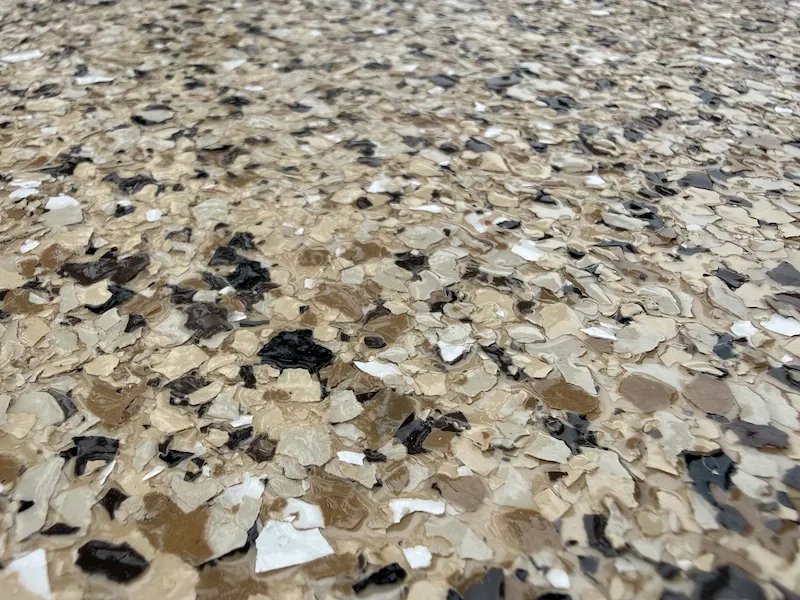 polyaspartic-flake kalahari-beige.webp