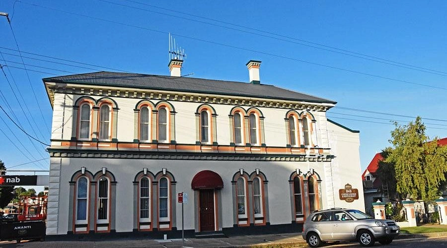 heritage-guesthouse-bombala.jpg