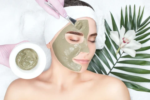How_to_make_green_tea_face_pack_480x480.webp