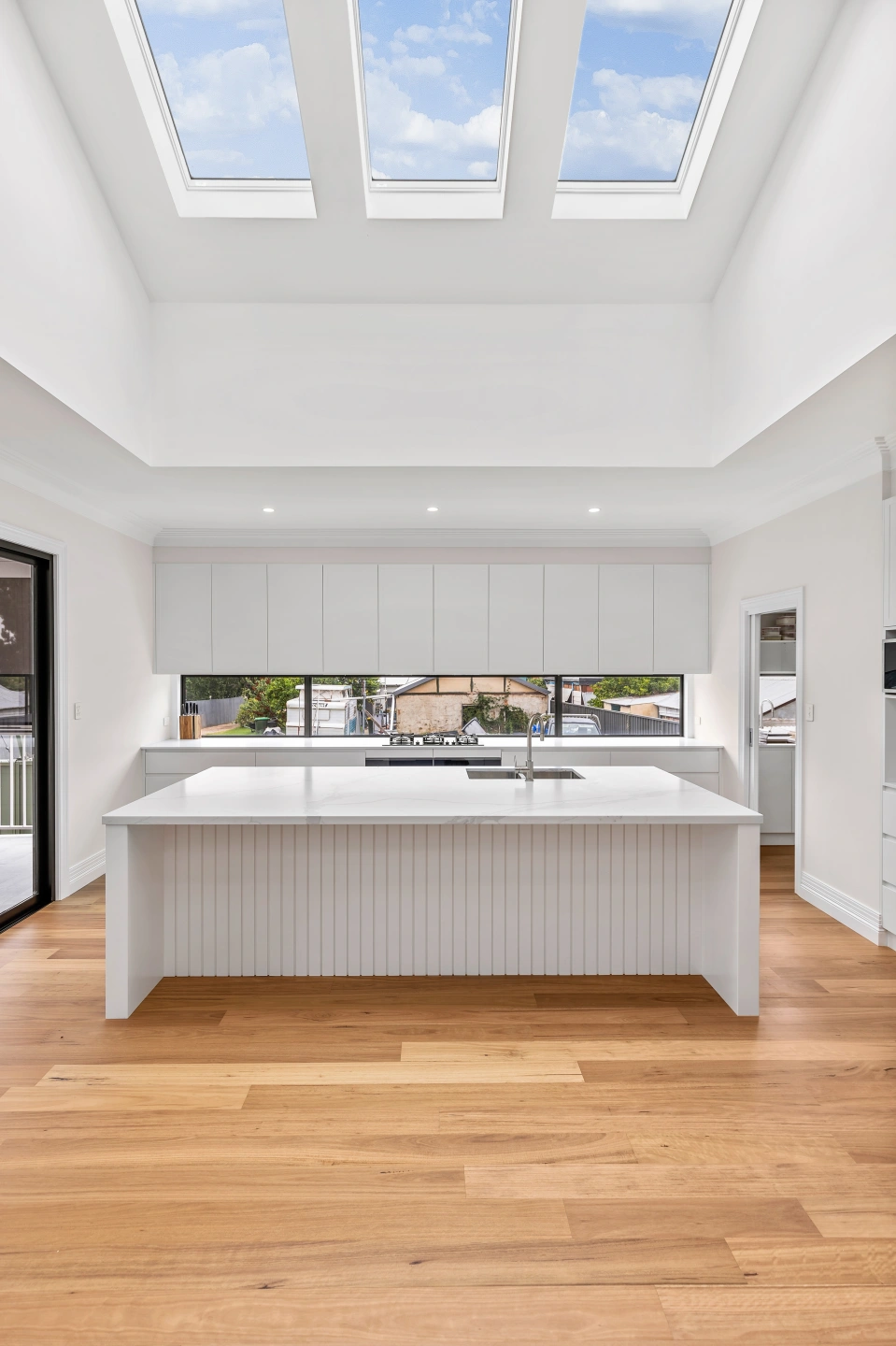 Turvey park T Kitchen.jpg