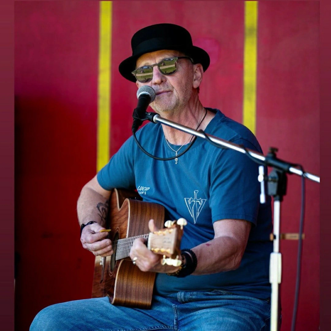 DStearman logo (4).png