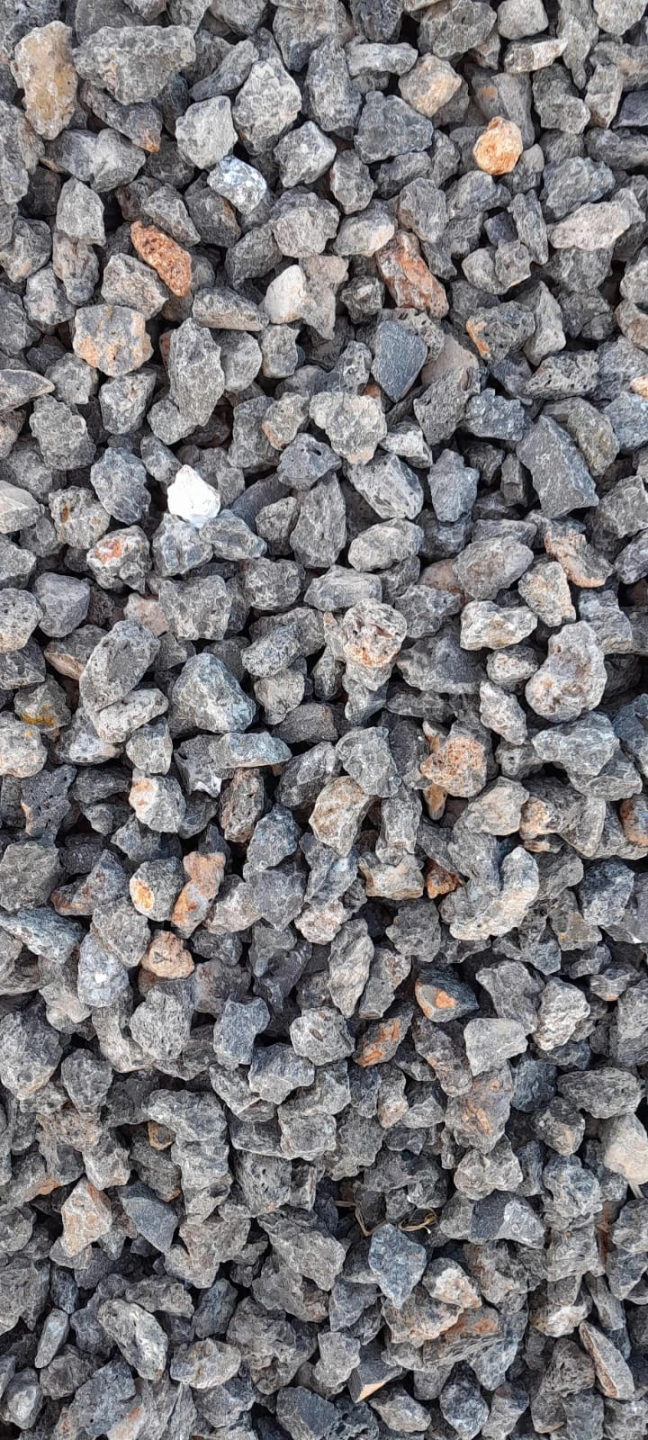 20mm aggregate (anakie).jpg