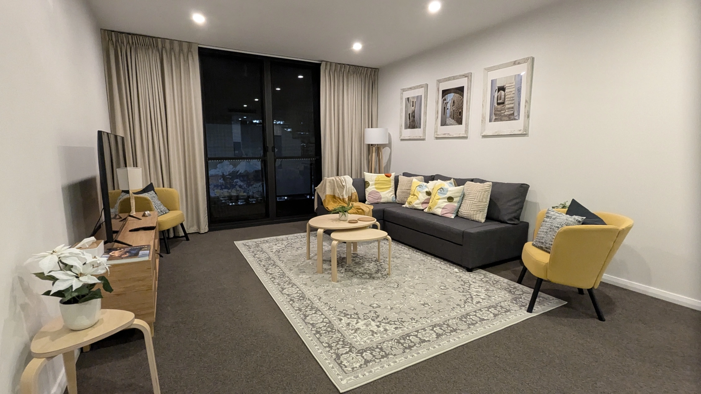 Lounge night org.jpg