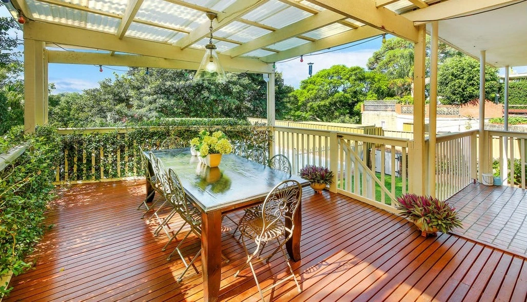 13 ORANA CRESCENT.jpg
