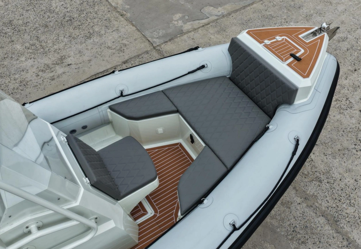 Boat_4.jpg