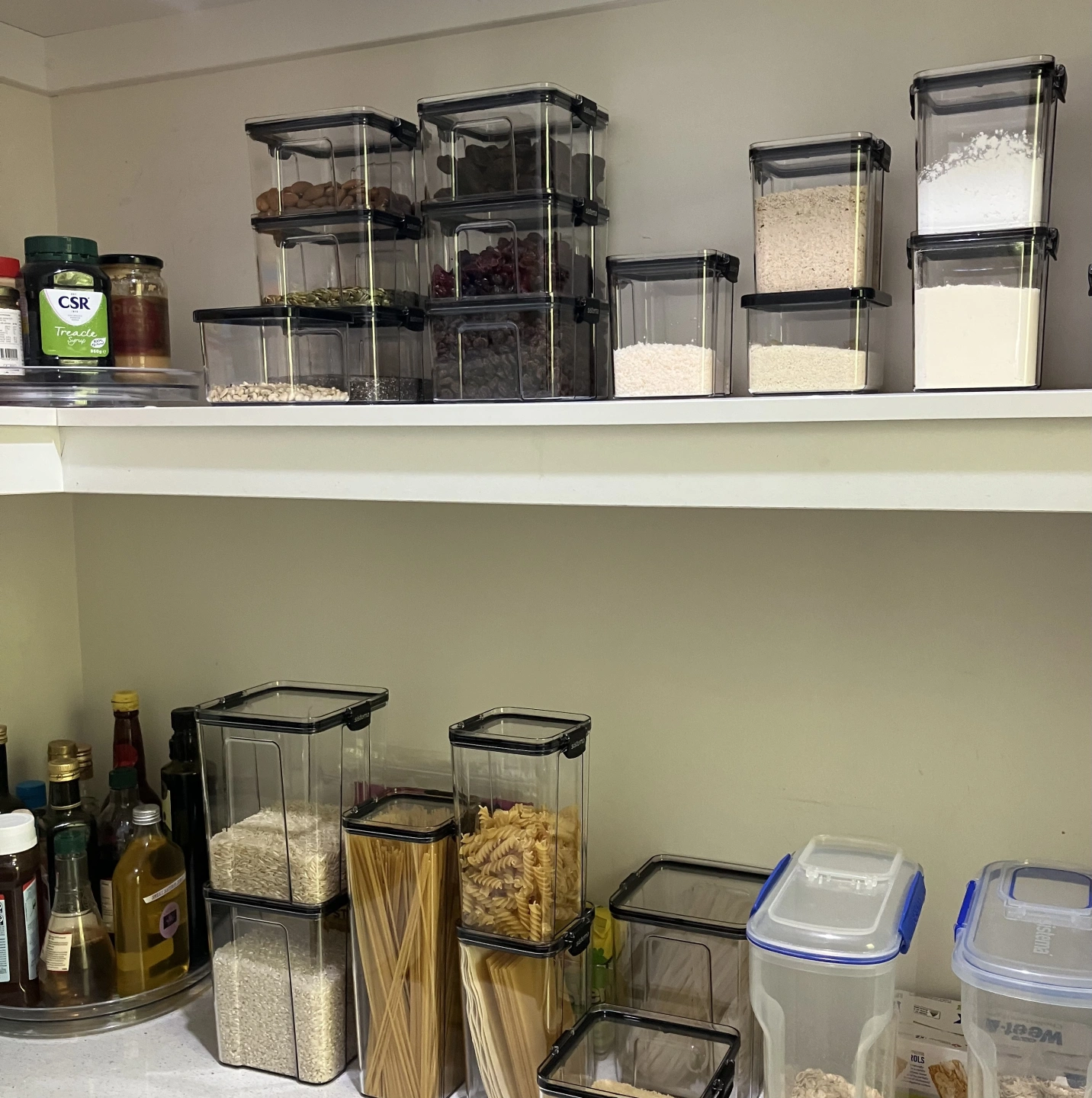 Storage-containers-organised-pantry.jpeg
